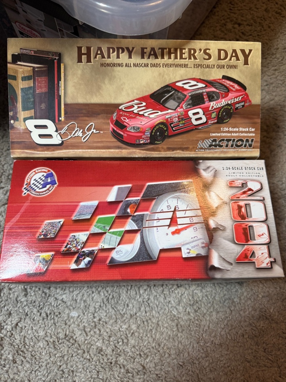 Budweiser Dale Jr #8 NASCAR Collector Car Box 1:24 Scale FATHER’S DAY EDITION
